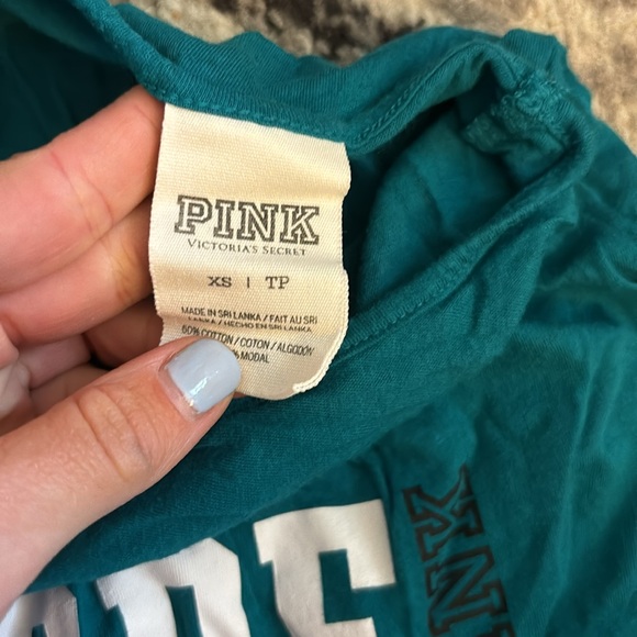 Victoria’s Secret pink tank - Picture 2 of 2